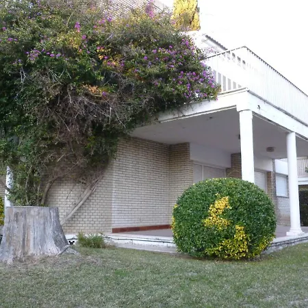 Casa Cerca De La Playa Y Totalmente Reformada *